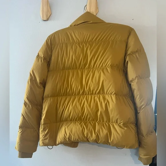 EUC Patagonia Silent Down Jacket, cosmic gold, xsmall - Picture 5 of 8